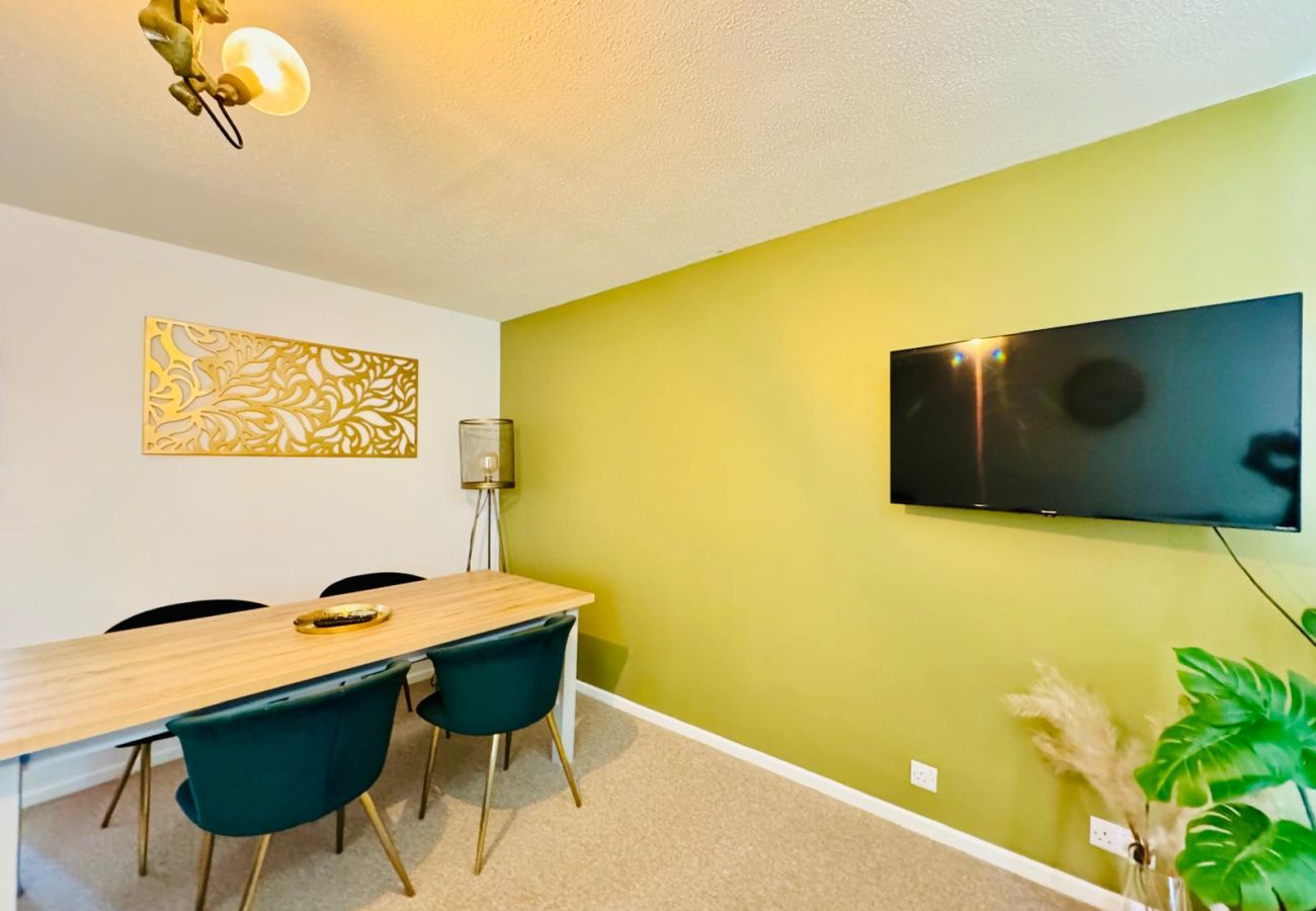 House in Cambridge - Jade House