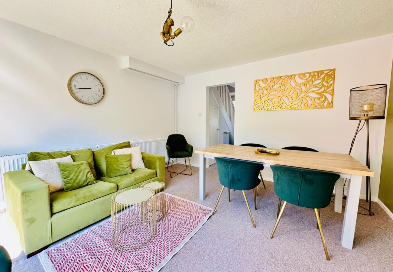 House in Cambridge - Jade House