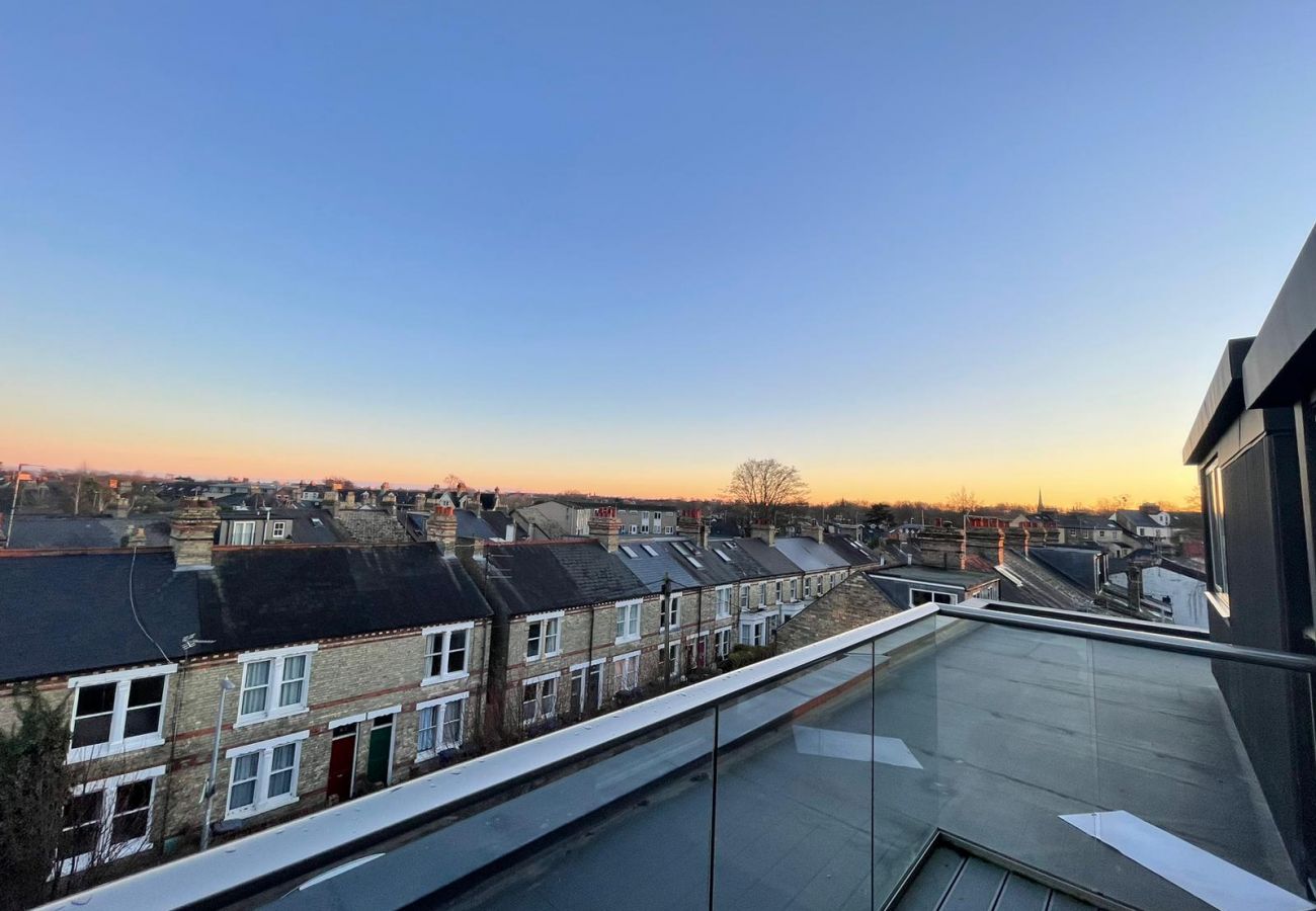 Apartment in Cambridge - Diamond Penthouse