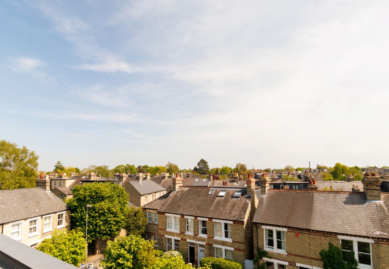 Apartment in Cambridge - Diamond Penthouse