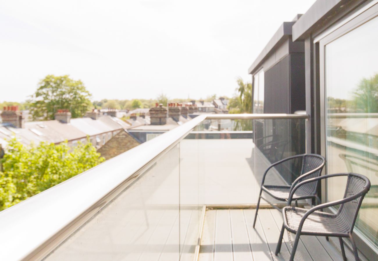 Apartment in Cambridge - Diamond Penthouse