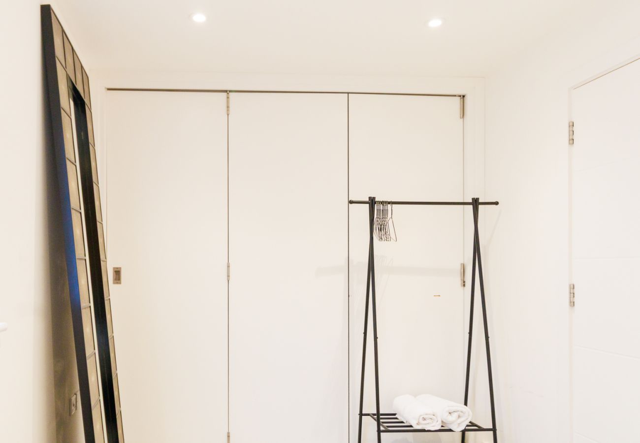 Apartment in Cambridge - Diamond Penthouse
