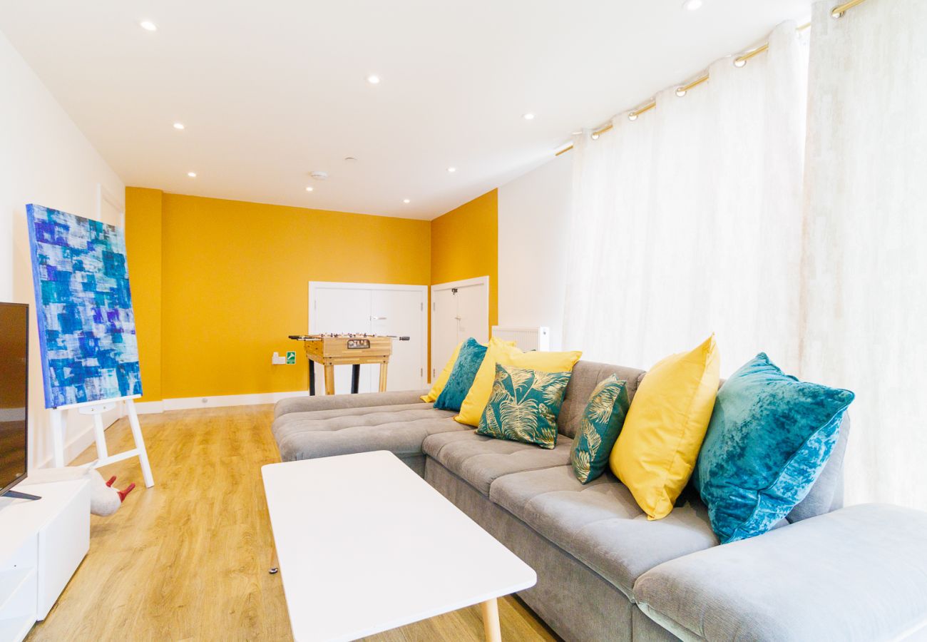 Apartment in Cambridge - Diamond Penthouse