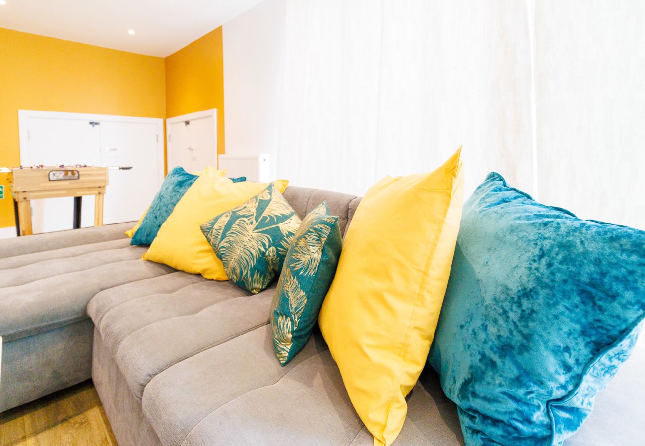 Apartment in Cambridge - Diamond Penthouse