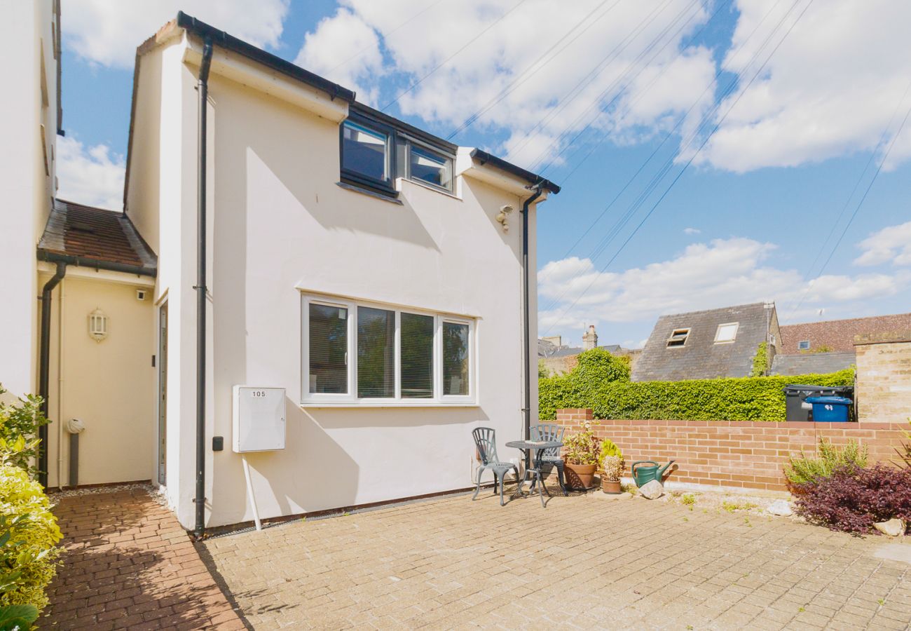 House in Cambridge - Kyanite House