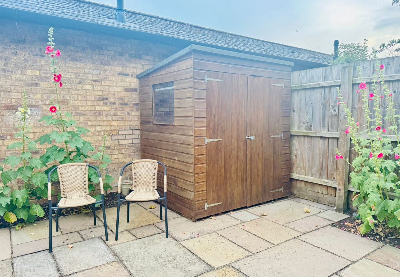 Bungalow in Cambridge - Peridot House