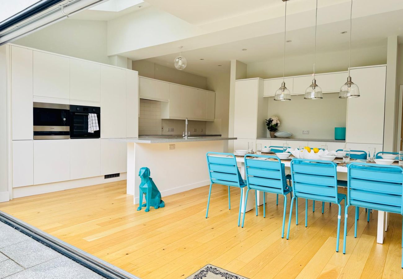 House in Cambridge - Heliodor House